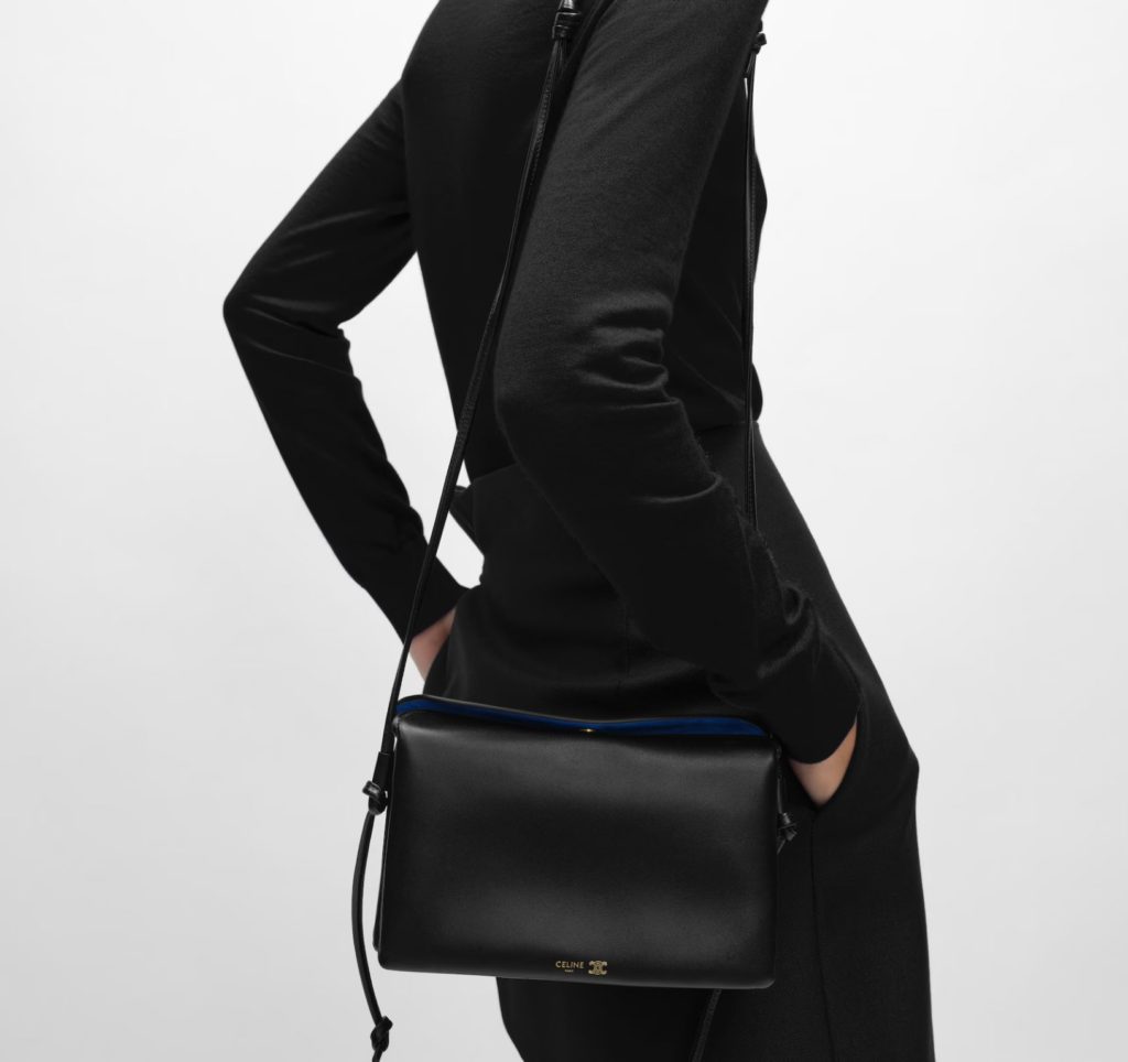 トリオ フラップ / スムースラムスキン