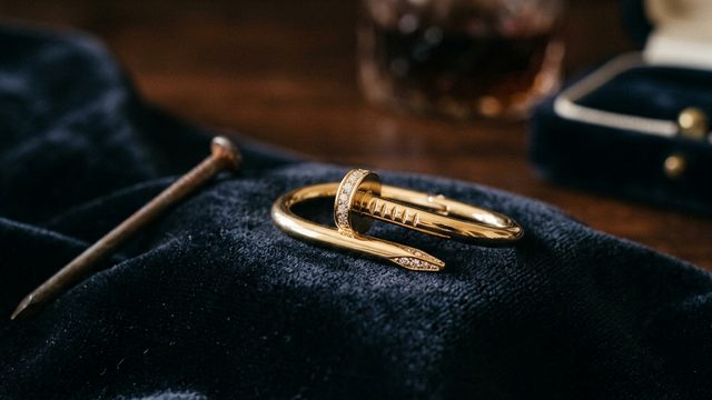 日常を芸術に変えた「ジュスト アン クル」の歴史的背景